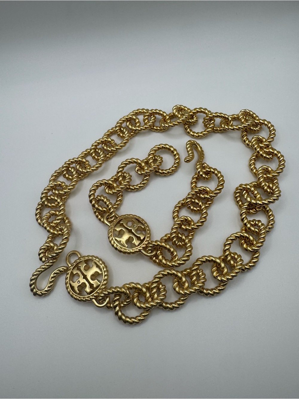 Tory Burch Gold Rope Link Chain Necklace with Round Medallion and bracelet set
